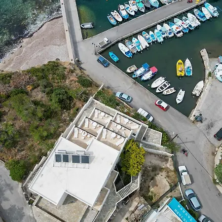 Pelagos Seafront - Maria * Μυρτιές