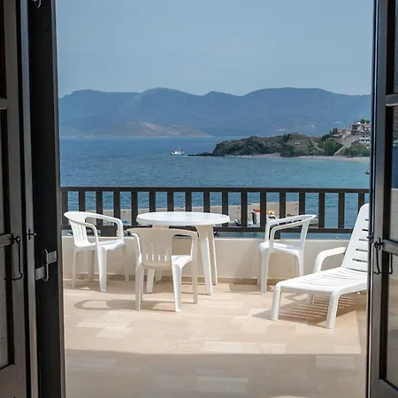 Pelagos Seafront - Maria * Μυρτιές