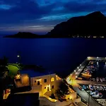 Apartment Pelagos Seafront - Maria
