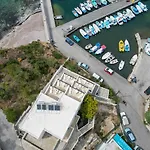 Pelagos Seafront - Maria * Myrties