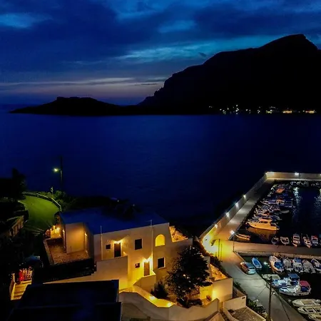 Апартаменты Pelagos Seafront - Maria