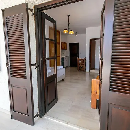 Apartment Pelagos Seafront - Maria
