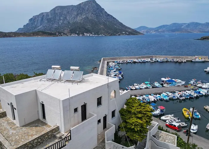 Pelagos Seafront - Maria Myrties