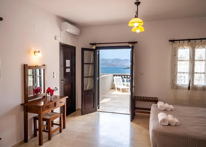 Pelagos Seafront - Maria