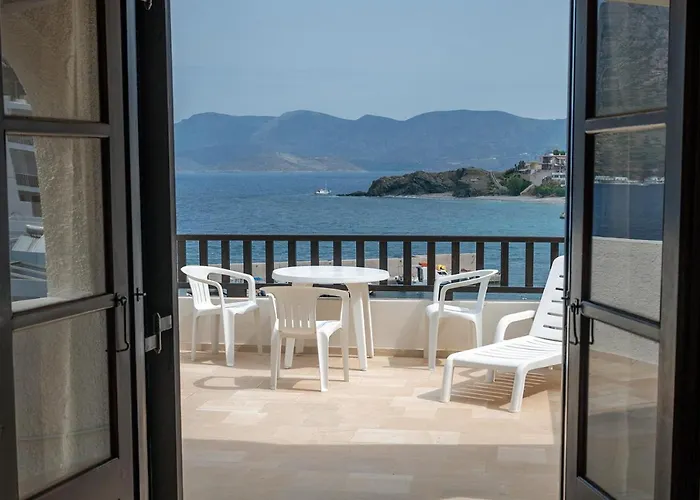 Pelagos Seafront - Maria * Myrties